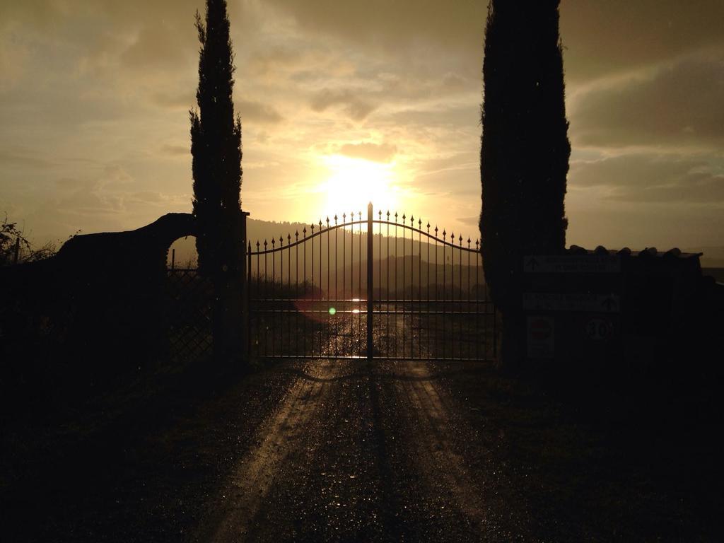 Agriturismo Alle Rose Вольтерра Экстерьер фото