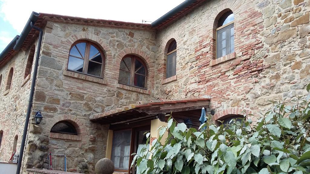 Agriturismo Alle Rose Вольтерра Экстерьер фото